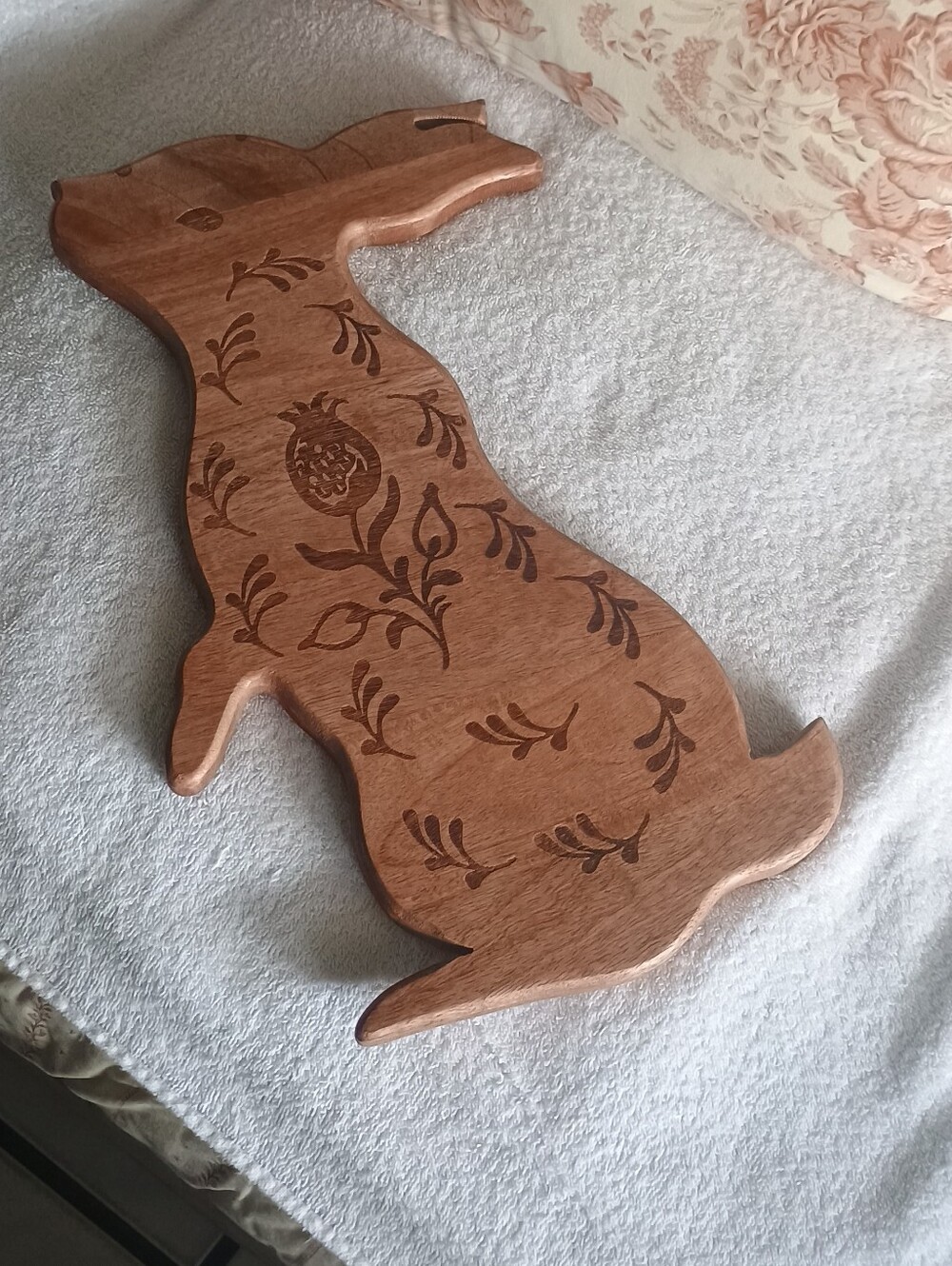 Figural Bunny Cutting Board - Natural Brown - Picture 4 of 4